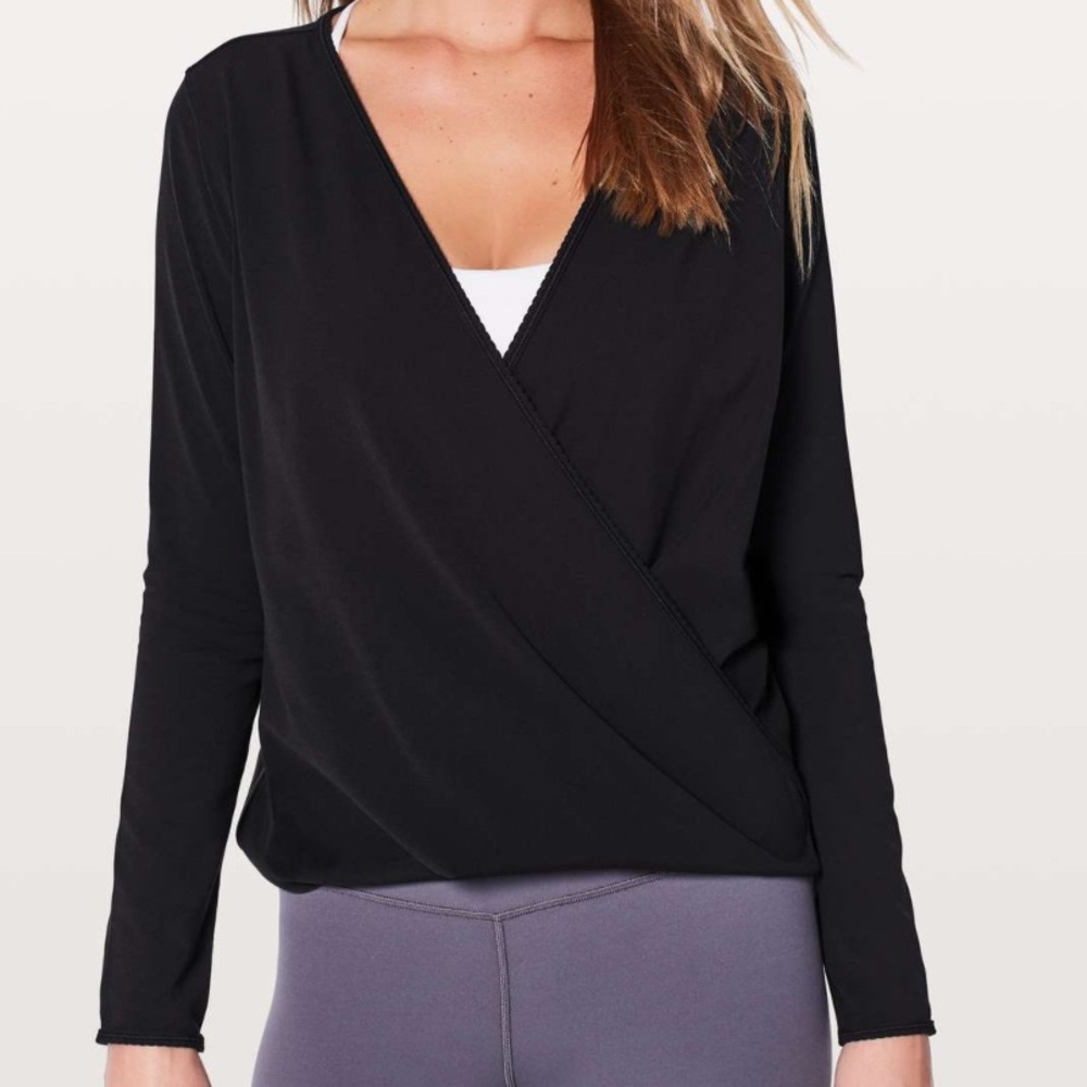 Lululemon Full Freedom Long Sleeve Black Size Small